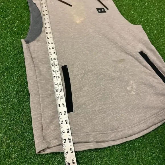 Under Armour Sleeveless Hoodie - Picture 2 of 5